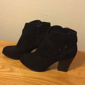 CHARLOTTE RUSSE ANKLE BOOTS